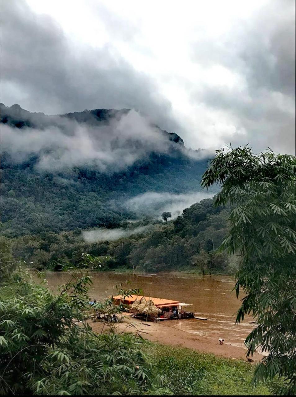 Ou River House Nong Khiaw Exterior photo